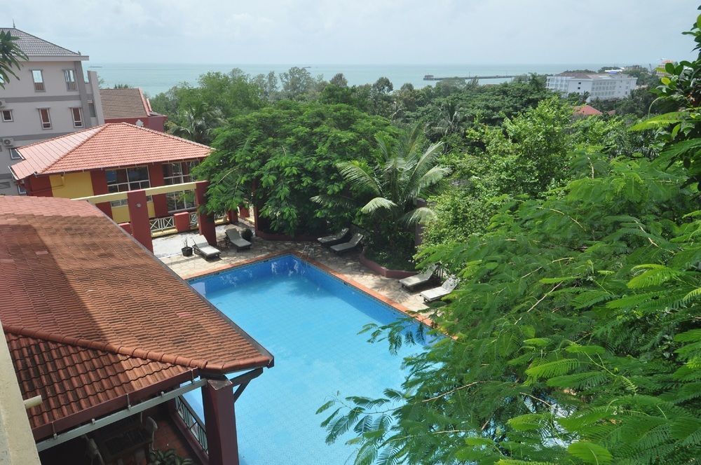 The Harbor Lights Palace Sihanoukville Kültér fotó