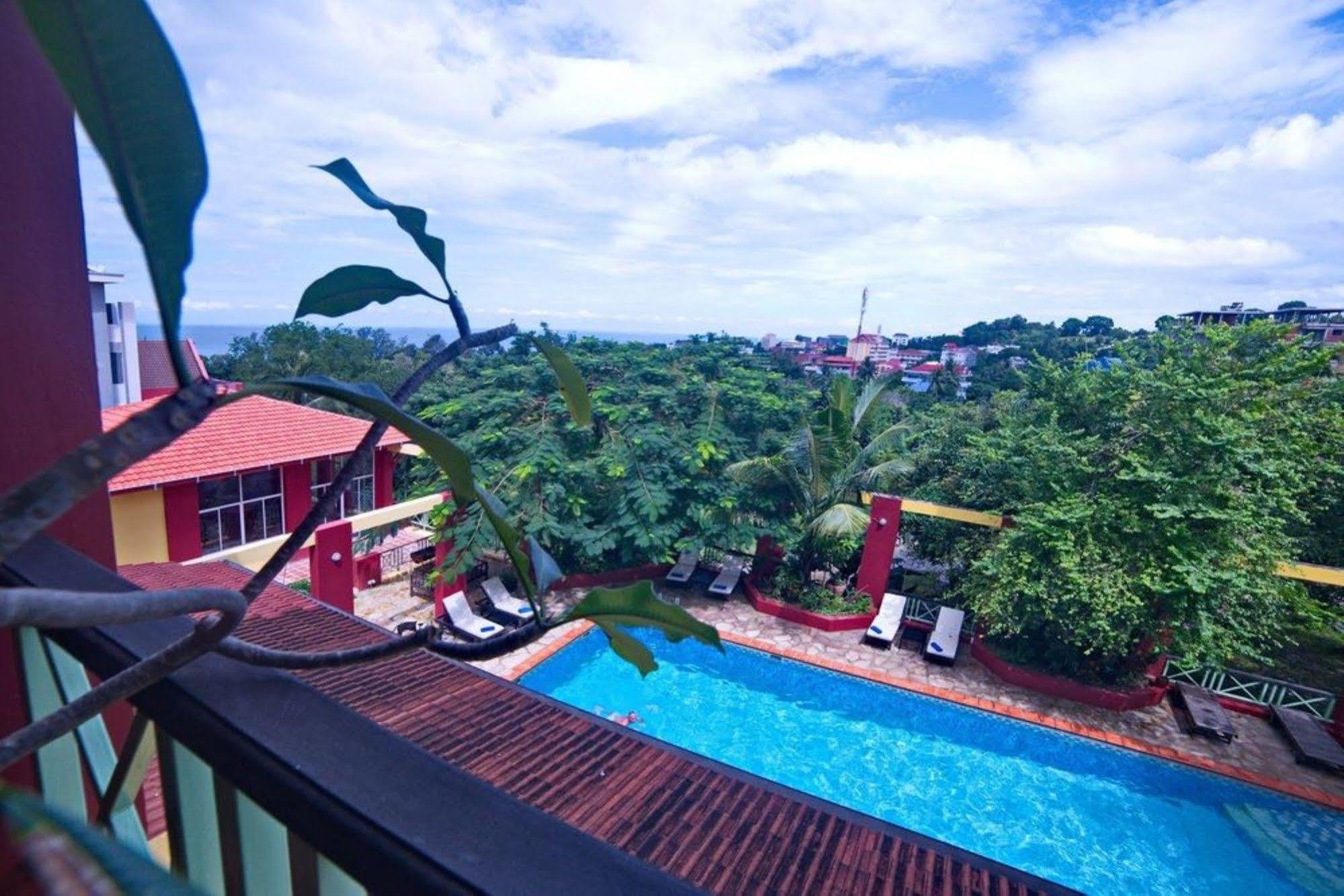 The Harbor Lights Palace Sihanoukville Kültér fotó